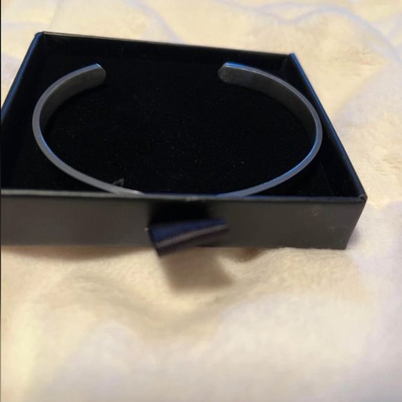 Women's Silver Inspirational Bracelet - Picture 2 of 2